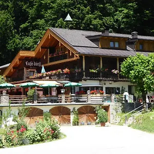 - - Café Dörfl , Kiefersfelden Deutschland